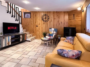 LA CASA DI PIETRA - relax home a 10' da Aosta
